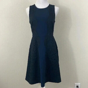 Diane von furstenberg navy blue black lace knee length dress